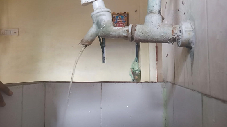 KUMBHA MANOJ KUMAR: Vip solo imagina el tuyo