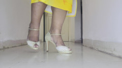 Indiansissychubby: Servește-mă Vreau să aubcribe la My Fabhouse