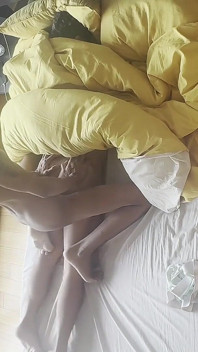 Ich habe meinen jungen und ich 3 mal in seinen aufgeweckt