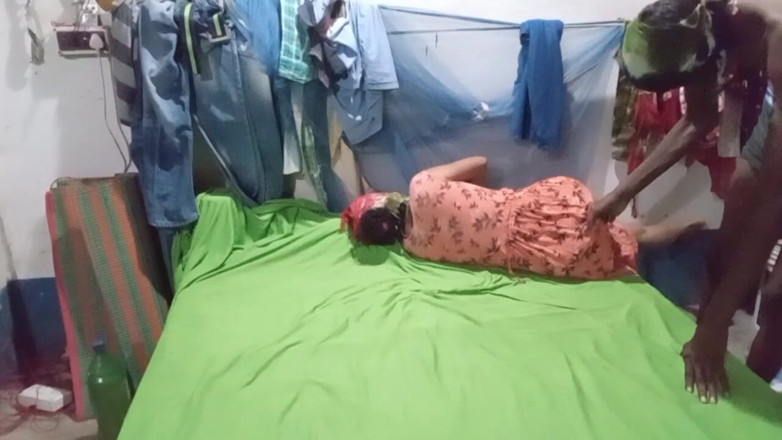 Bengaliauntykichut: Desi Hot Ass Sexy Village Women Romance