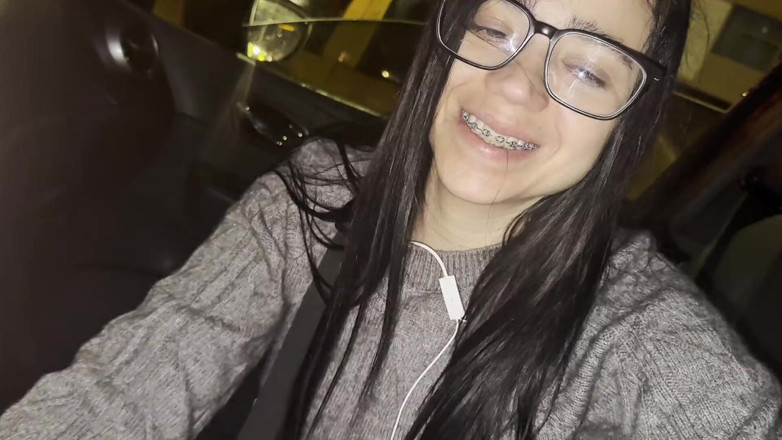 Crisanto999: Conhecendo um fã no shopping saindo com ele, ela ficou...