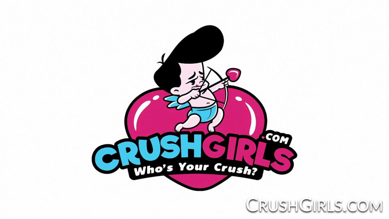 Crush Girls: Crush girls - мініатюрна мультирасова красуня Хані Голд трахається