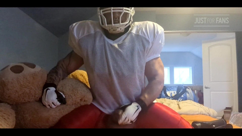Bruiserwood: Football Gear Jerk