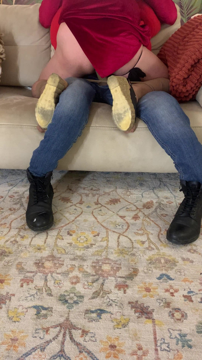 cd_aysemmm: La première expérience sexuelle de mon beau-fils