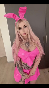 The Pink Look Is Not Just Clothes