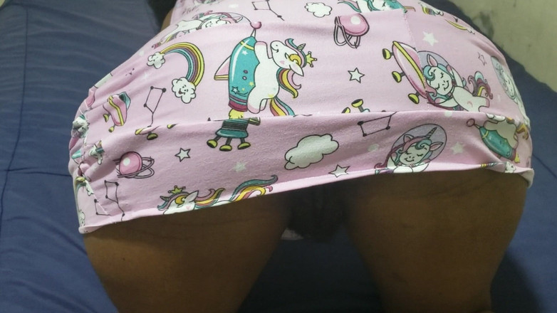 Lovemina: Ebenová princezna s velkým zadem miluje zadní záběry