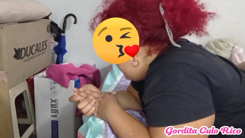 Gordita Culo Rico: 나는 내 계모가 누워 있는 것을 발견하고 내가 그녀를 켭니다 때까지 그녀를 만지기 시작, 나는 그녀의 모든 후장 을 넣어.