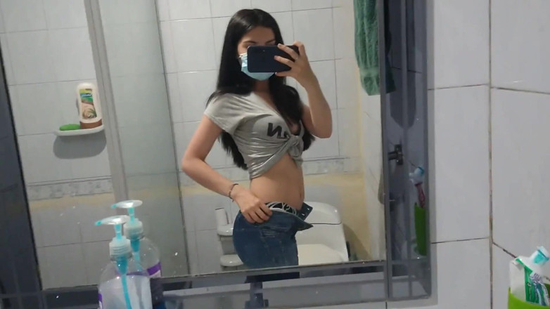 Jopy sex: Ексклюзивне старе відео сексуальної Джопі Лори, яка записує під час трахання свого вітчима