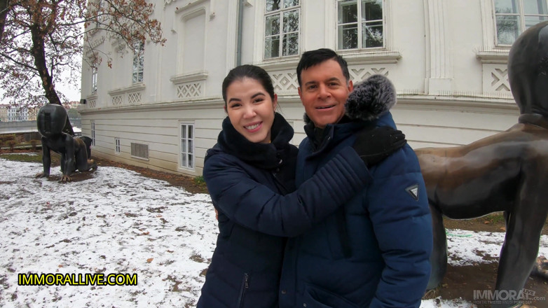Immoral Family: Schwangere stieftochter holt ihren wettbewerb an Weihnachten aus! Jennifer Mendez...