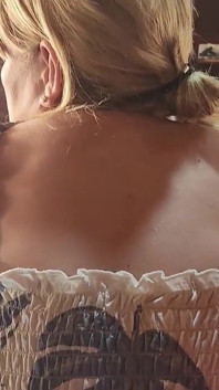Barda eğleniyor
