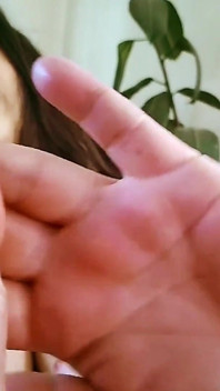 熟女大胸部崇拜和撸管指挥
