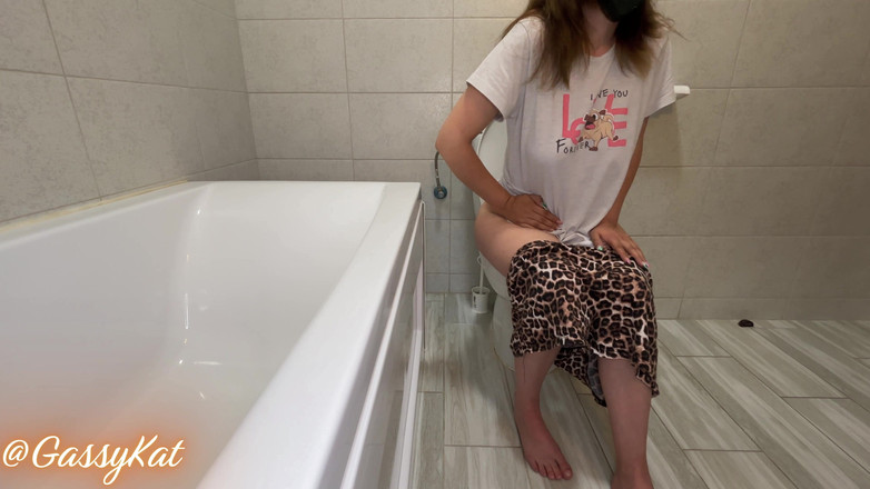 GassyKat: Denní toaleta epizoda 17