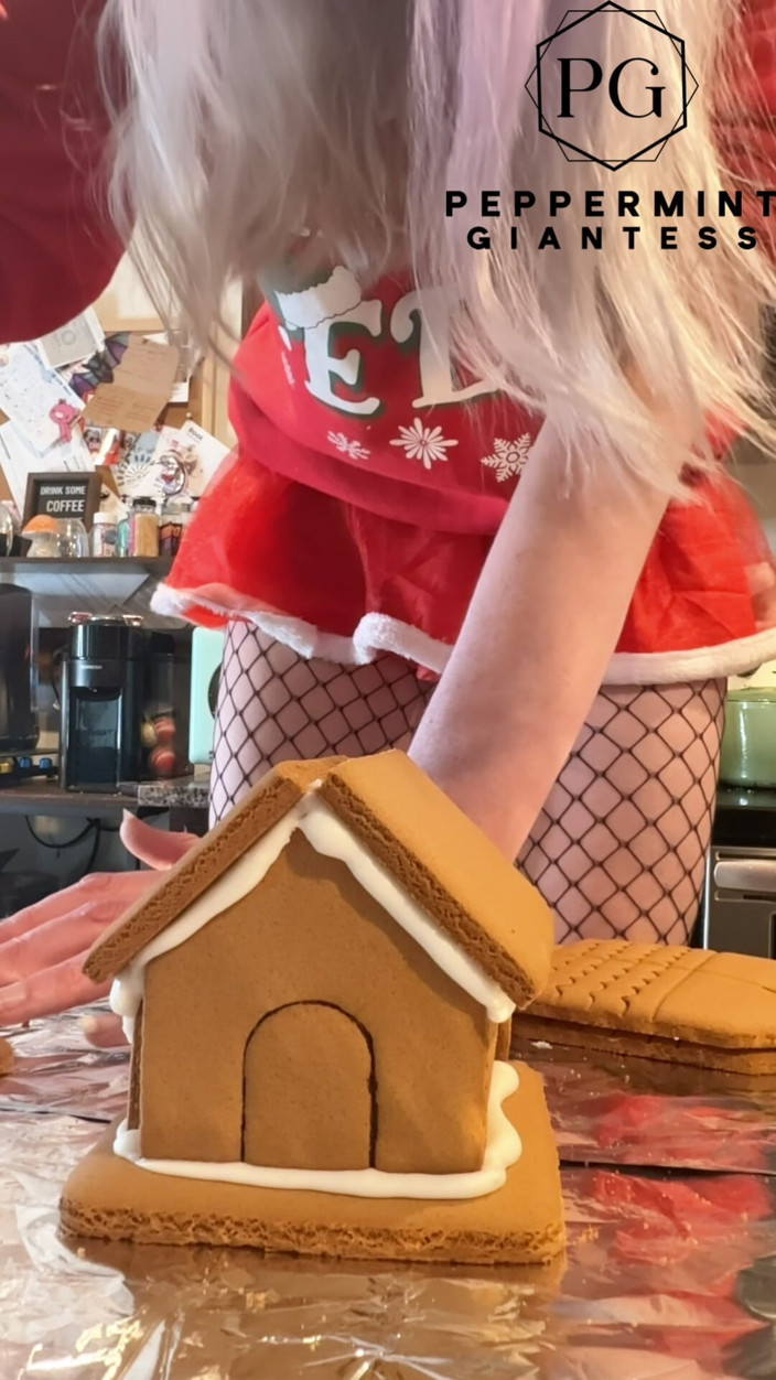 Peppermint Giantess: 73 Giantess in 8-inch Heels Builds a Gingerbread Village