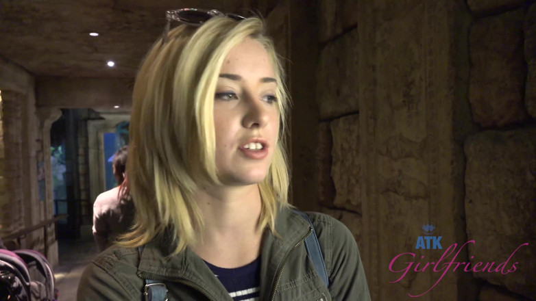 ATK Fans (Girlfriends): Vacaciones virtuales en Las Vegas con dulce Haley Reed 1/3