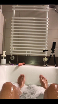 Join My Fan Club on Faphouse if You Like My Wet Feet and Toes