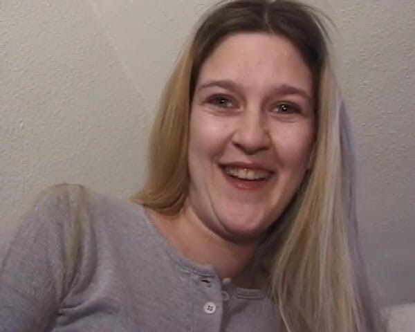 BB Video - Vintage Story: Deutsches amateur-teen solo weibliche behaarte muschi, blondes spielzeug