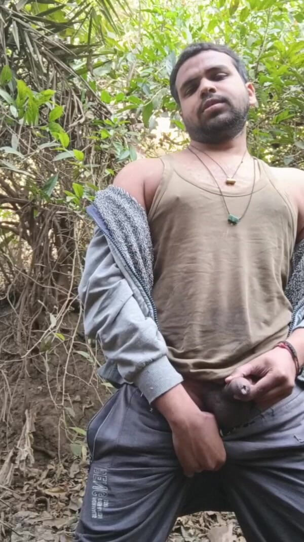 IsmaatDeva: Horny Forest Peeing