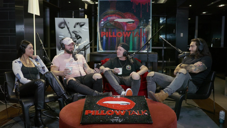 Pillow Talk: Elias Theodorou domine toujours au lit !
