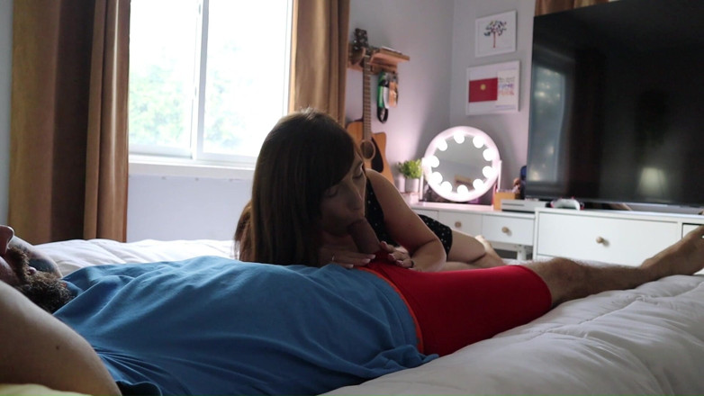 JessTonySquirts: Stepdaddy Isn't Home, Lets Have Fun - Horny Stepmom