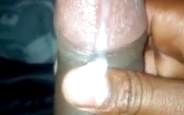 BBC Nata4sex: Nata4sex masturbándose en el baño del trabajo