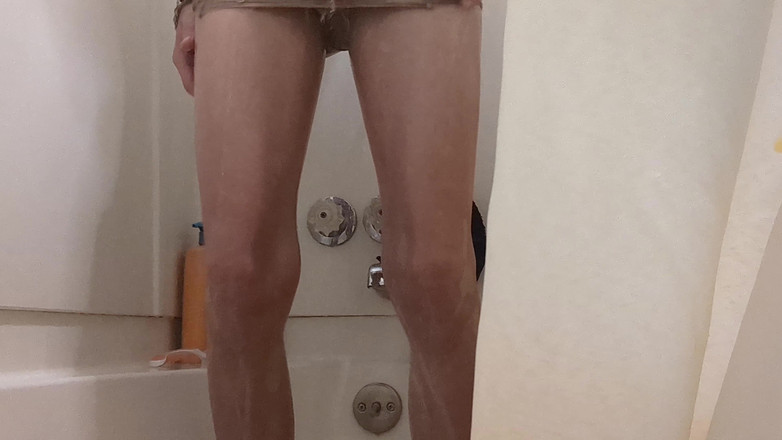 Pantyhose Jasmine: Мокрые коричневые колготки в душе