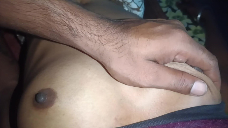 Jack07: Hintli desi hıristiyan komşu gece yarısı sikiliyor yarak ağzına boşaltıyor