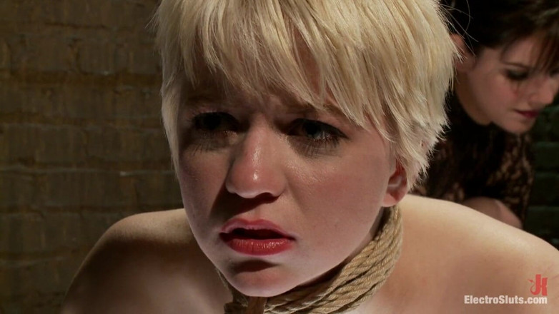 Electrosluts by Kink: Porcelain doll feels an elecrto-dp