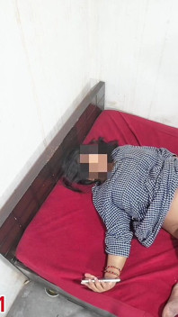 pati ne 7 mahine ki garbhavti patni ki choot ke andar viry ki chudaee ki viry viry nikaalna