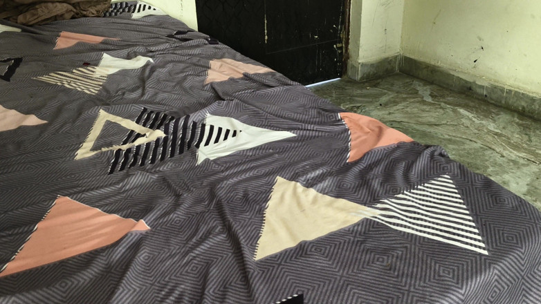 Dreamguys: Indian Hot Bhabhi Blowjob and Fuck in the Bedroom