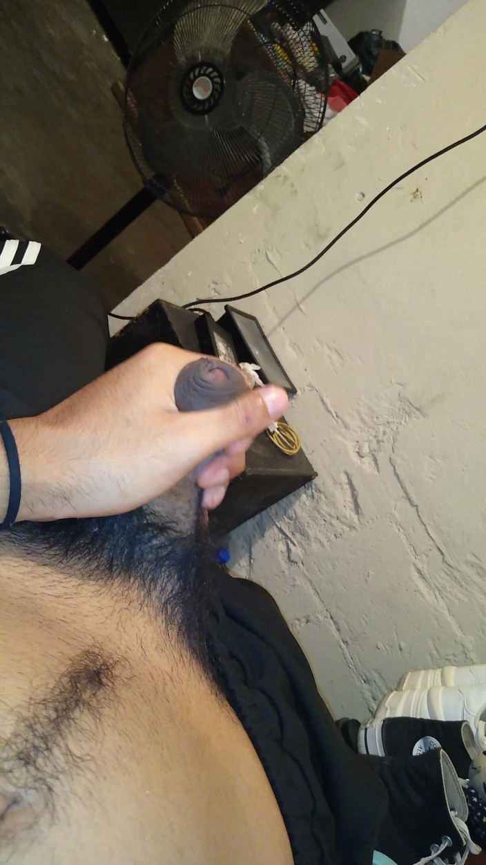 AlexAlejandro13: ¿Cuánto es ver porno?