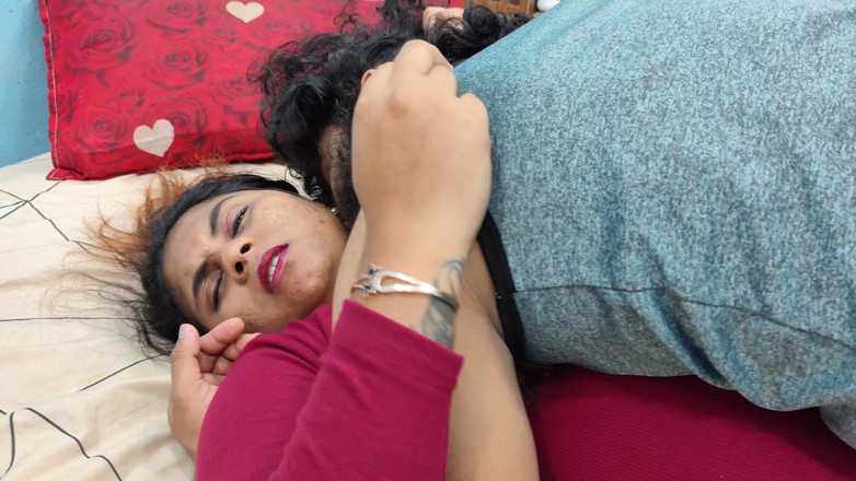 Vaishnavysharunraj: Hot Neck Kiss Finder Lick with Pussy Rub