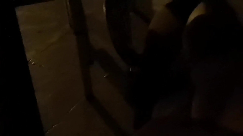 Monster_Meat_: Hraní riskantní venku