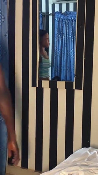 Estoy tan mojado y necesita tanto esta polla