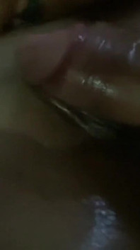 Yaramaz üvey anne yağla ovuşturmak istiyor