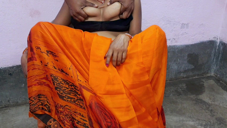 Trilokinath: Fată indiană desi