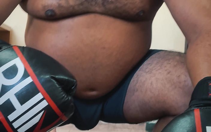 Combat and fetish: Bearzinho Black की बॉक्सिंग फाइट देखने का बिंदु