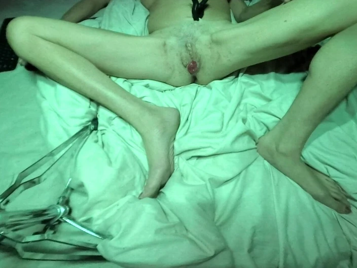 Lizzy Yum VR: Liz young VR januar 2025 Fantasy kitzler möpse muschi dilating orgasmus...