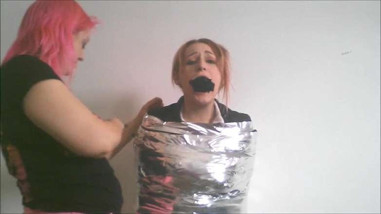 Selfgags classic: Mumyalama Kandy!