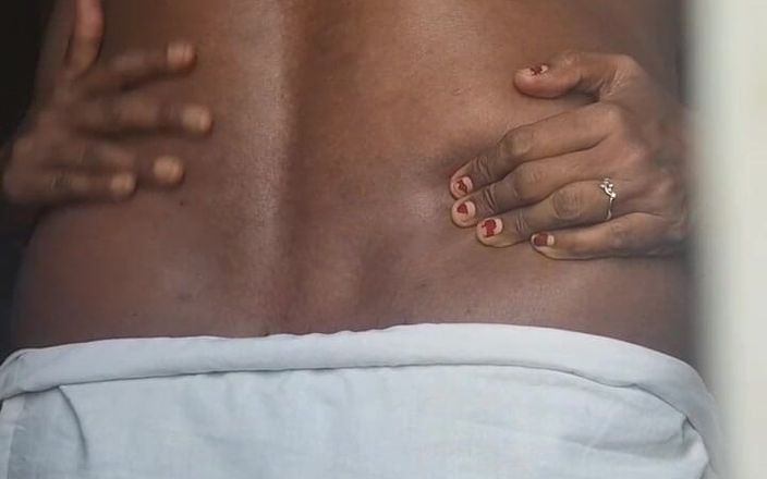 Funny couple porn studio: Tamilische halb sari kuschelt in erotisch