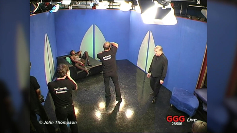 German Hardcore Gangbang GGG: Ggg - 没有留下洞