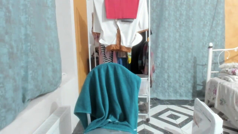 ANGELA_LADY: 欲求不満なMILFは何度も自分を愛している