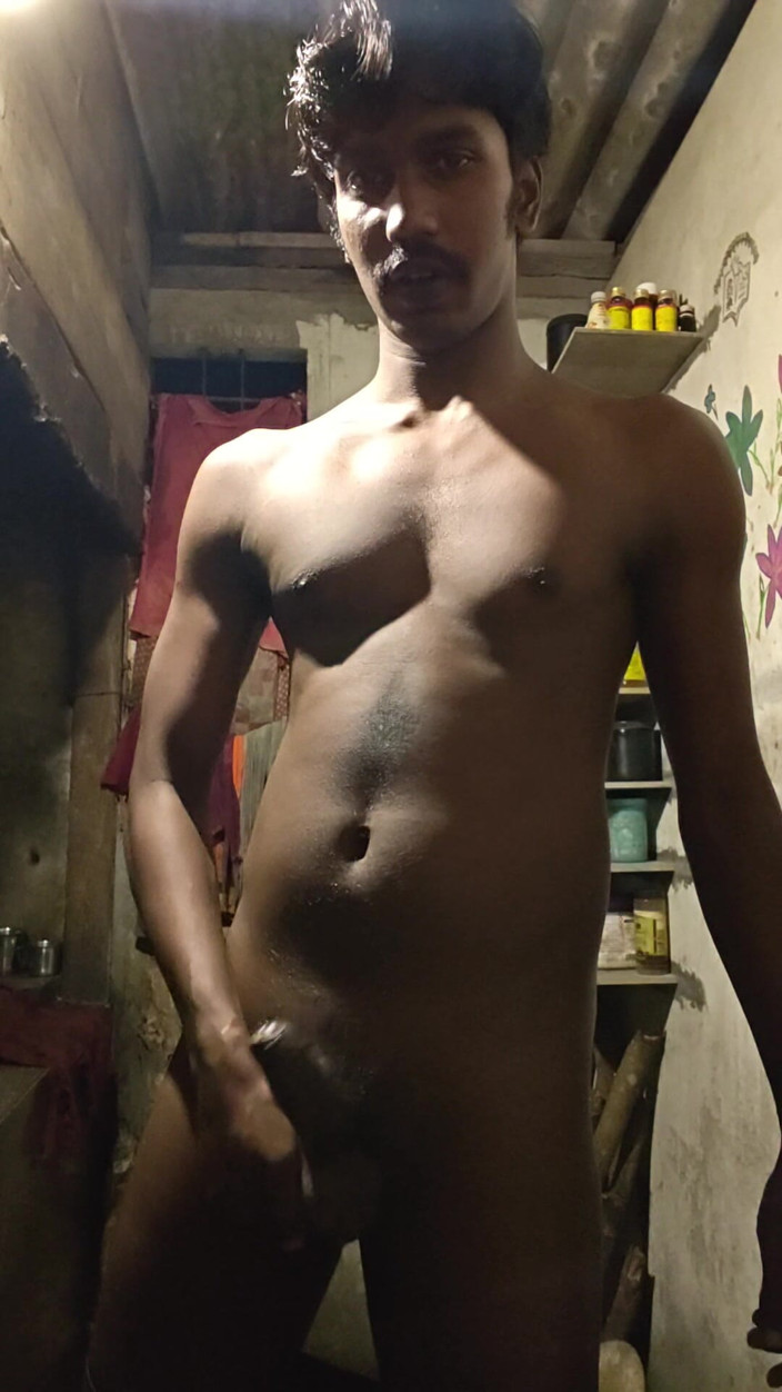 Charmer1999: Jerking and Cumming Again for My Audience