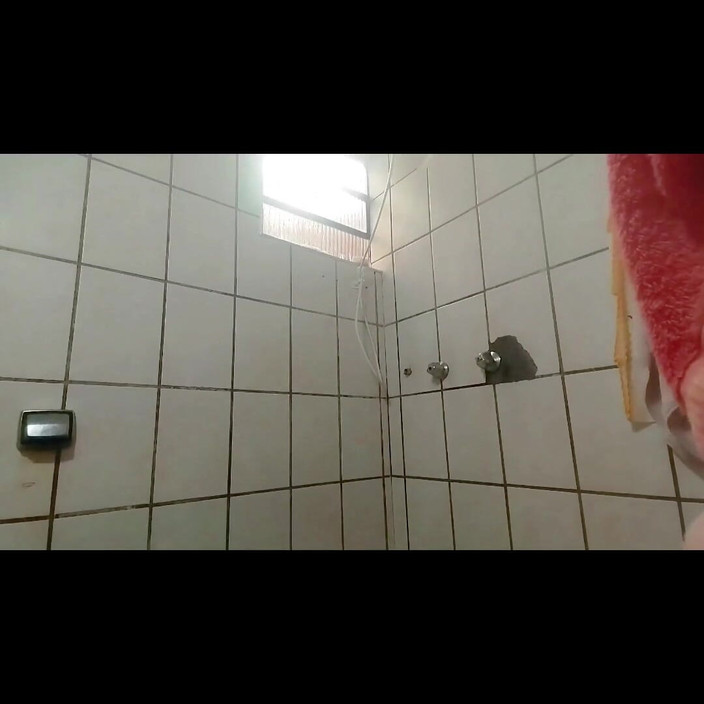 Marcosninfo: Ich duschte mit meinem freund und wurde fast erwischt.