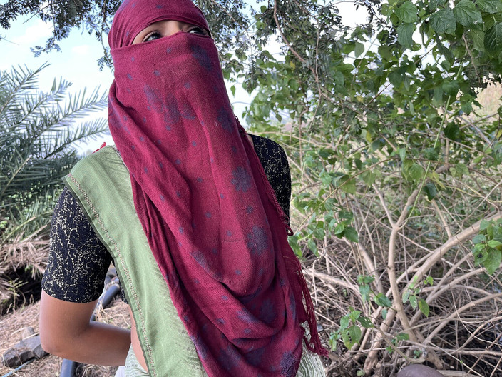 Ritu: Pacar desi menikmati seks di luar ruangan