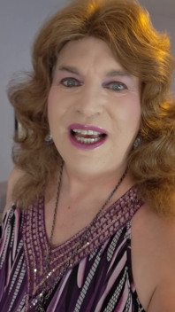 I Want to Suck Big Hairy Cocks!