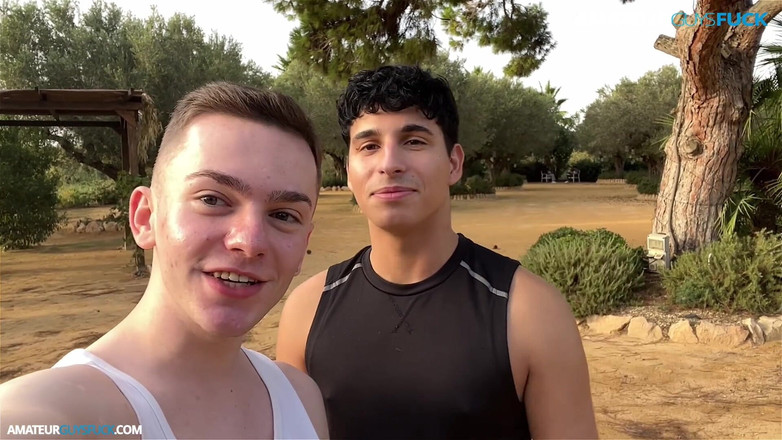 Amateur Guys Fuck: Agf: Mi diverto con il mio amico nel parco in...