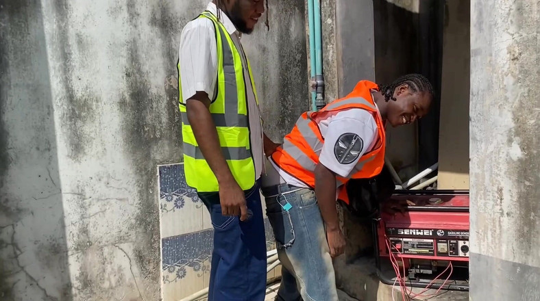 BlaqHandSomeGuy: Fucking at Work