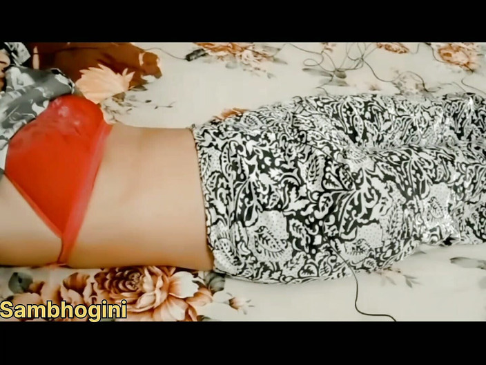 Poochu: Poochu učitelka poprvé anál ošukaná studentem