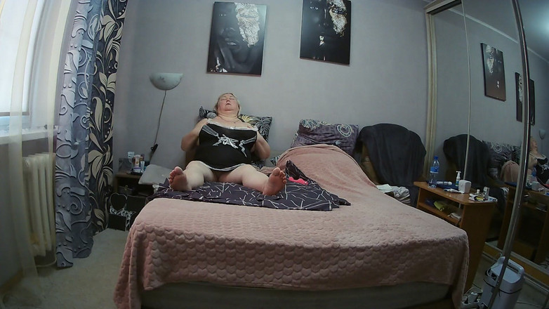 Zona901: Het poesje en de kont van vriendin willen een grote...