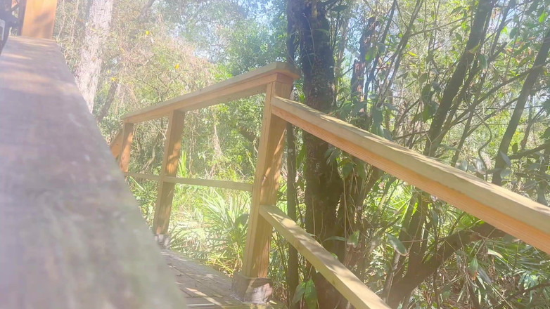 Hand-Free-Daddy-Chub: Tată Gras Bătrân Și Gras, Dar Încă Excitat Cu Un Castravete Gras